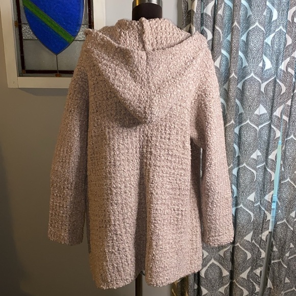 Barefoot Dreams Boucle Hooded Cardi in Faded Rose - Picture 6 of 9